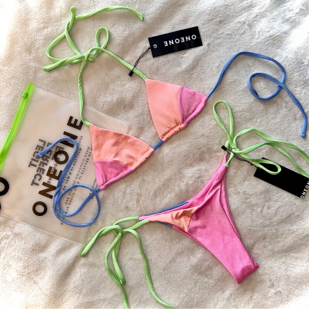 OneOne color block one one pastel thong Frankies riot FAE PQ bydee it’s now cool